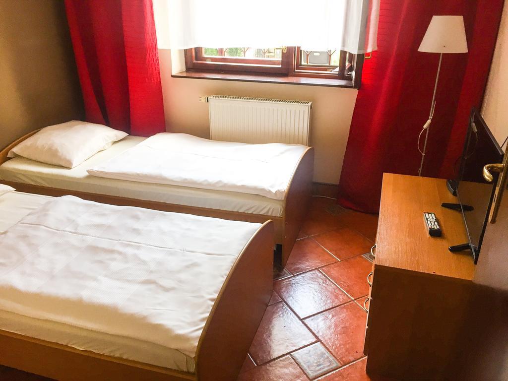Hostel Florencja Wieliczka Exteriör bild